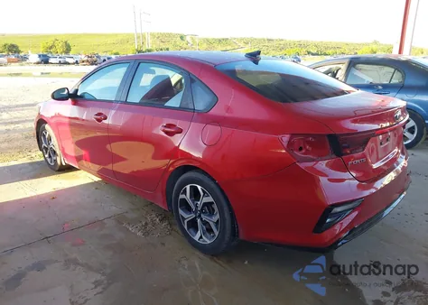 2021 Kia Forte Lxs из США, поврежденный, VIN 3KPF24AD8ME277425